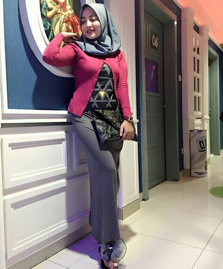 Melayu Tudung Cintik #80216229