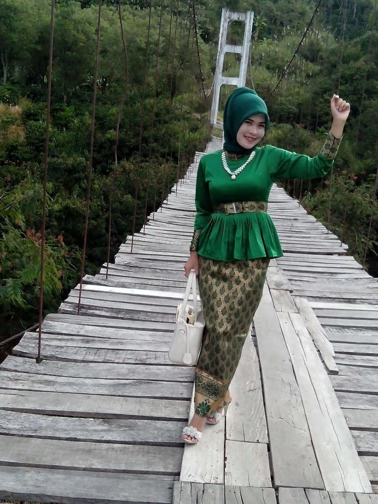Melayu Tudung Cintik #80216255