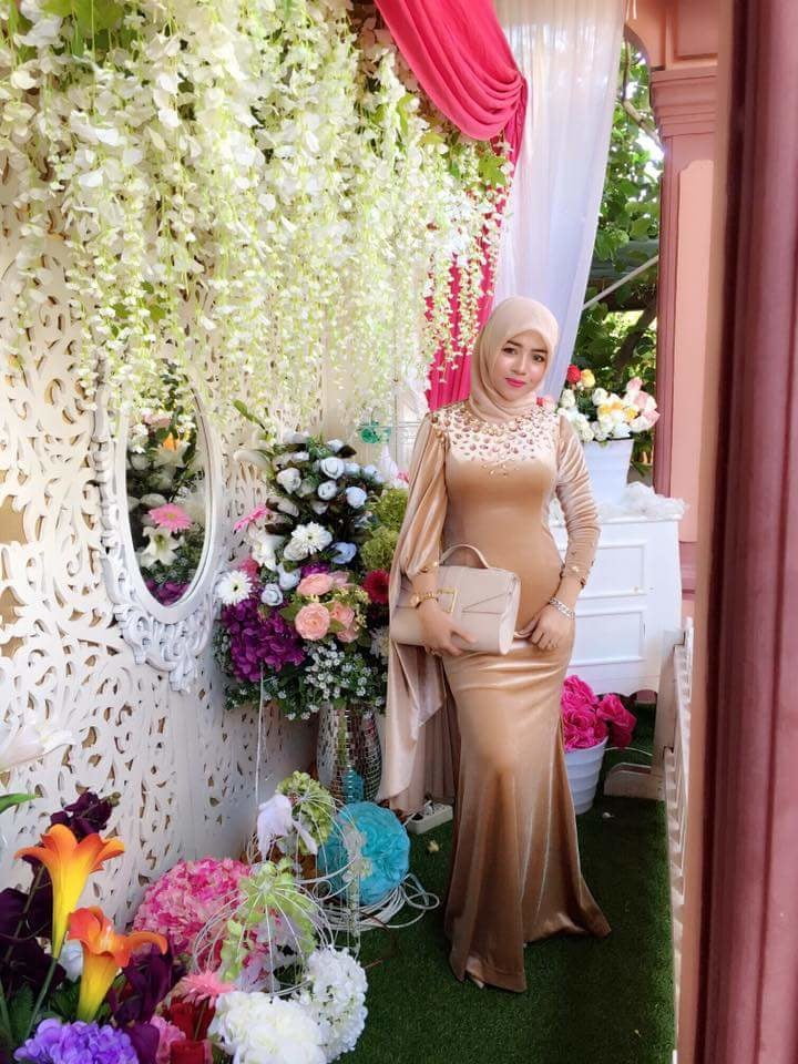 Melayu Tudung Cintik #80216264