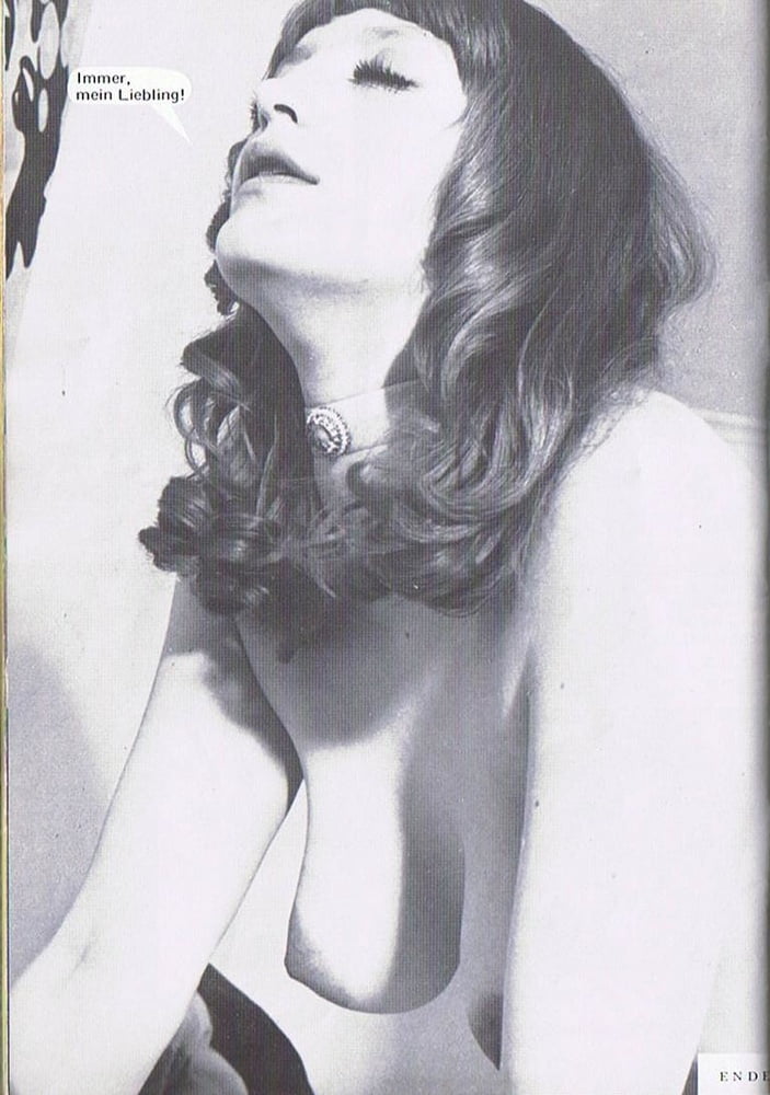 Revista vintage fin de semana feliz
 #98624362