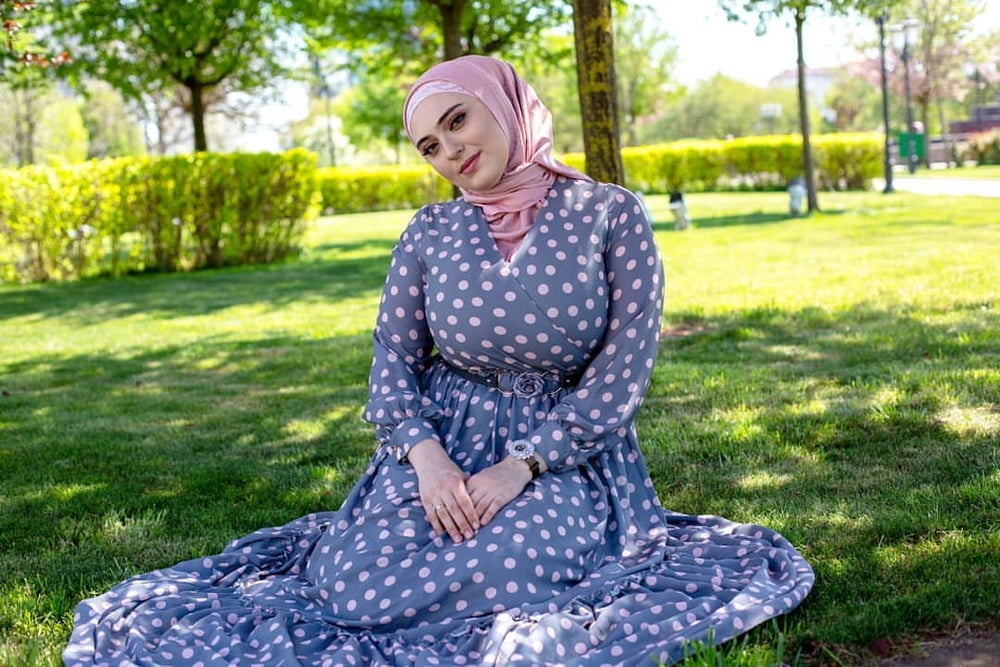 Turca musulmana matura hijab - tette enormi milf (non-porno)
 #81823212