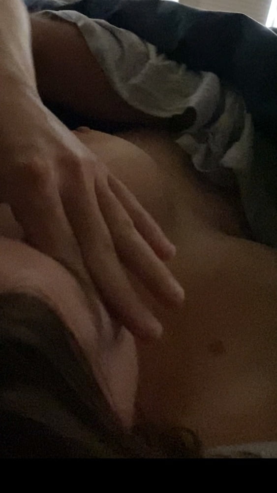 妻をベッドで裸にしてセックスする楽しみ
 #88287865