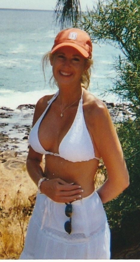 Viajes de viernes de esposas y gf's
 #90840398