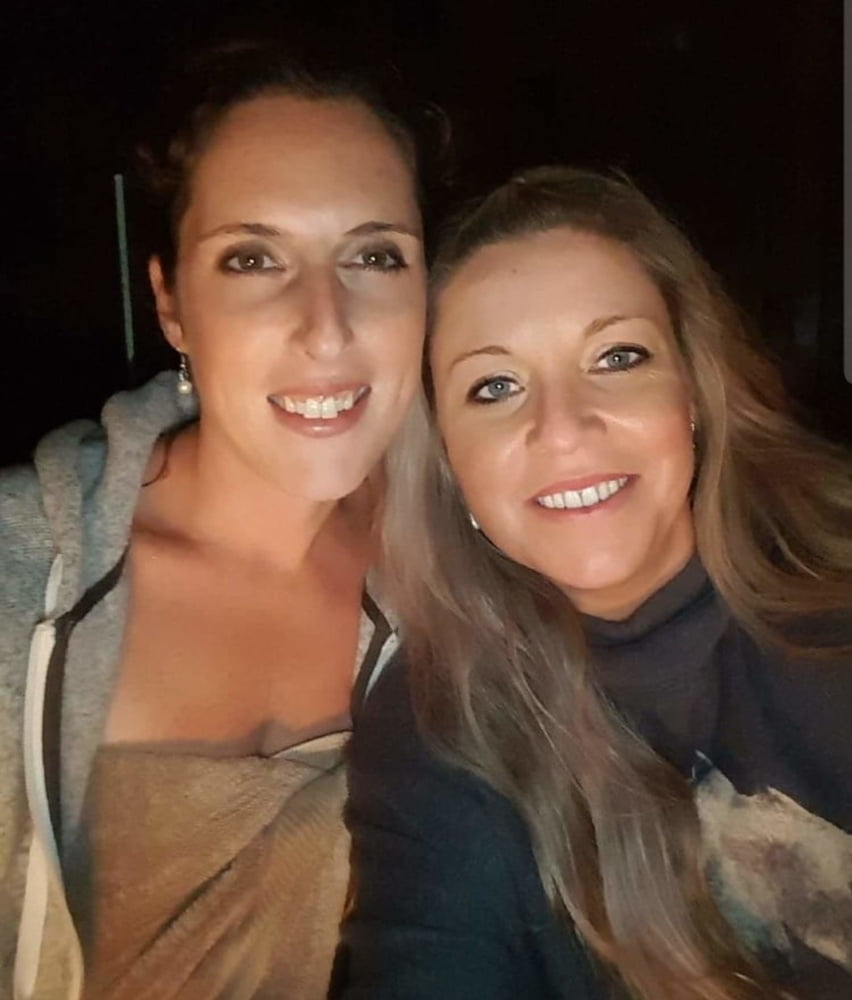 Viajes de viernes de esposas y gf's
 #90840448