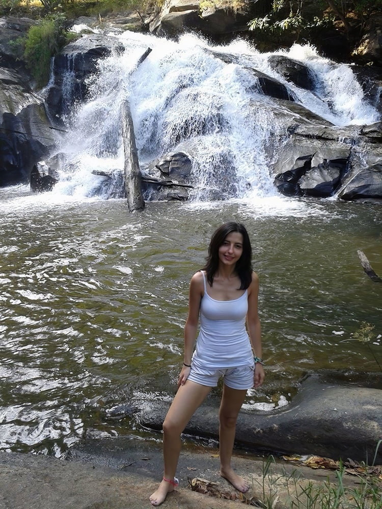 Viajes de viernes de esposas y gf's
 #90840487