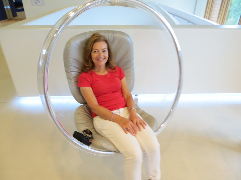 Viajes de viernes de esposas y gf's
 #90840506