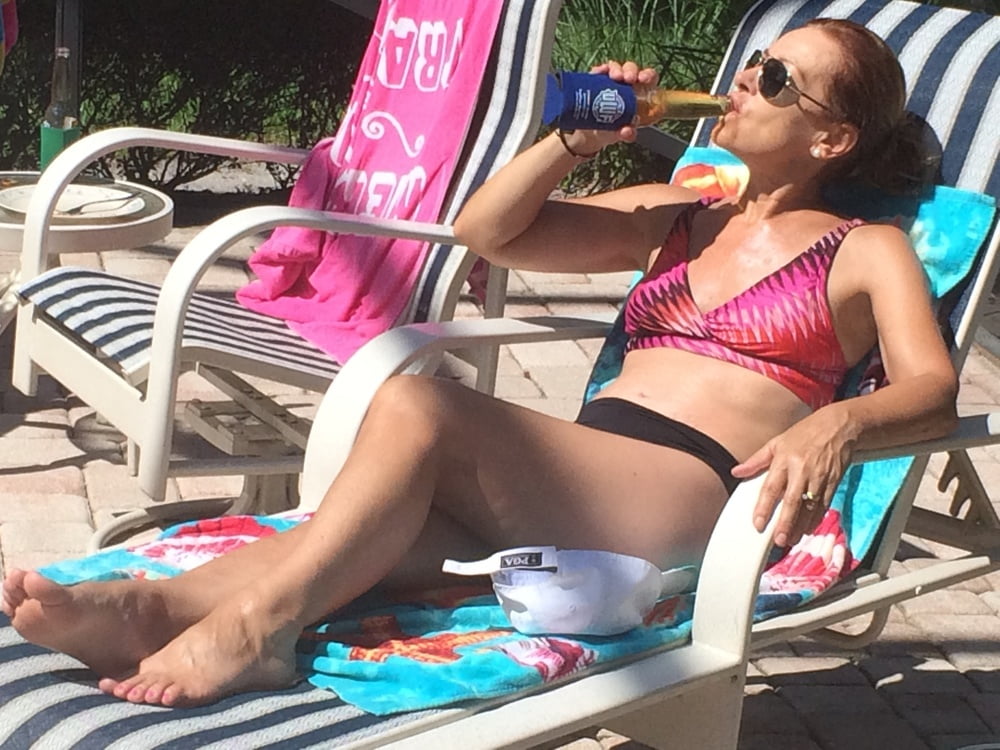 Viajes de viernes de esposas y gf's
 #90840509