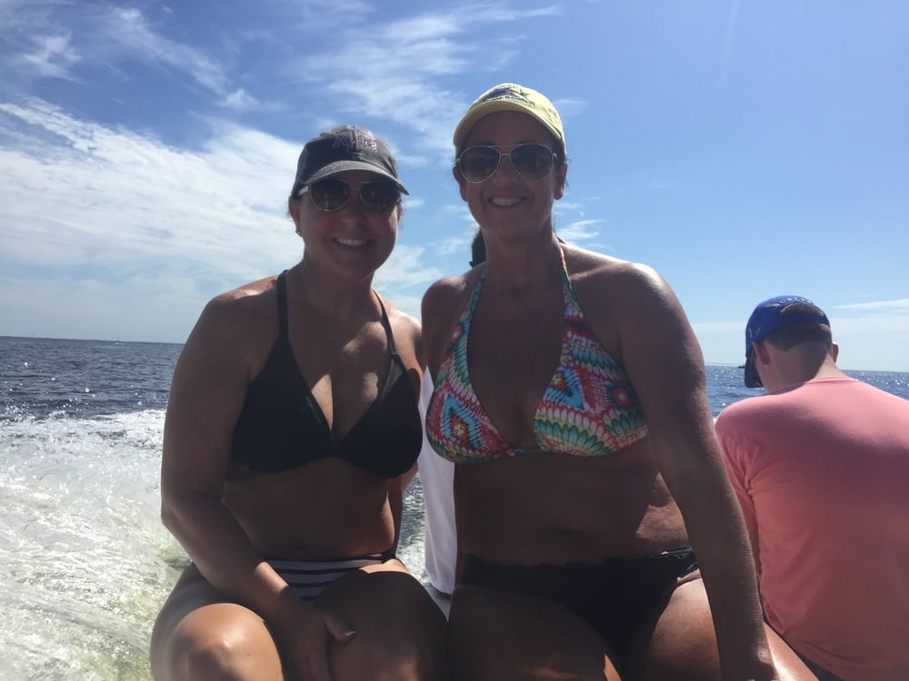 Viajes de viernes de esposas y gf's
 #90840577