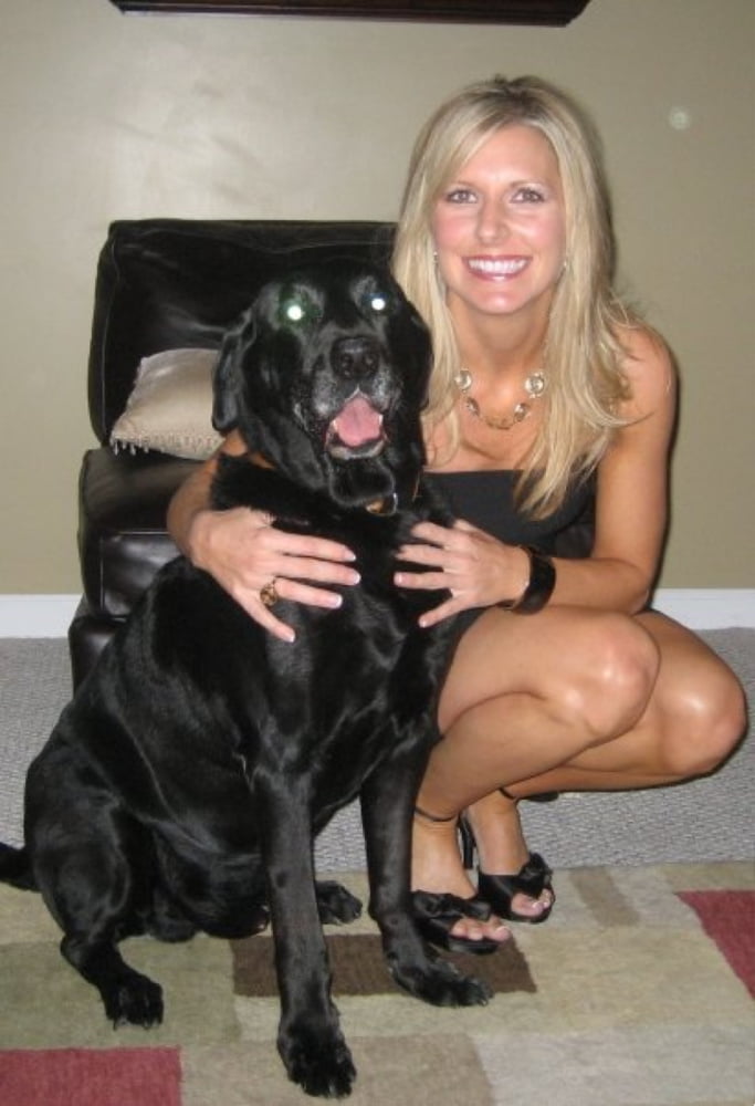 Viajes de viernes de esposas y gf's
 #90840637