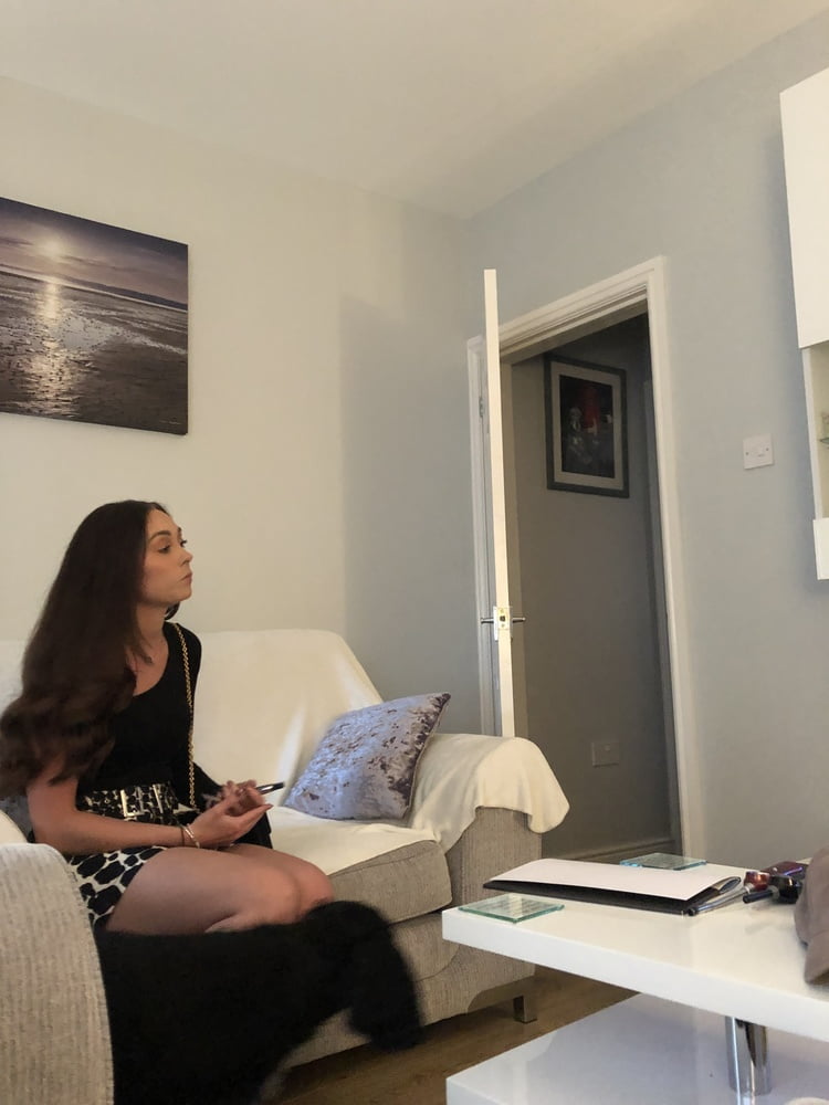 Viajes de viernes de esposas y gf's
 #90840672