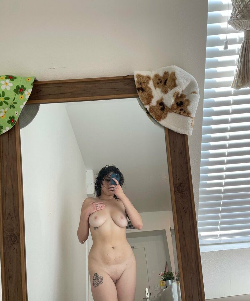 Edensgard3n desnuda #109853947
