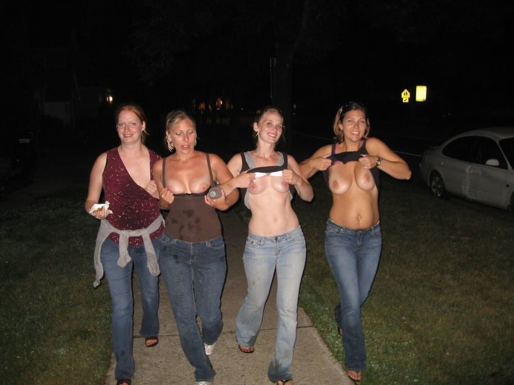 Multiple Flashing Ladies 005 #81451947