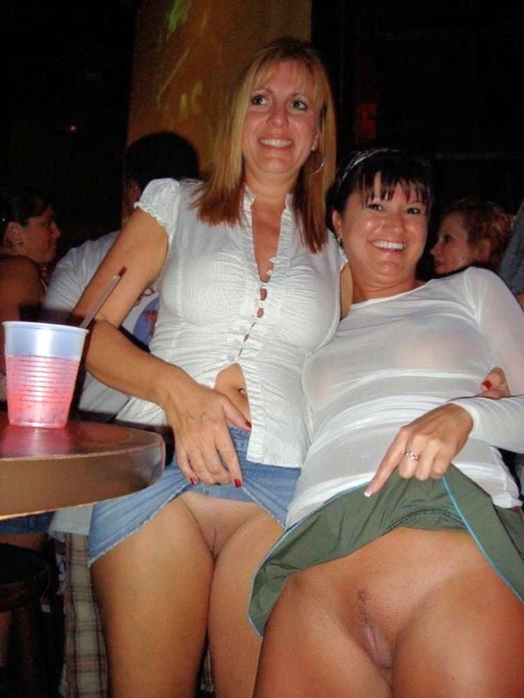 Multiple Flashing Ladies 005 #81452044
