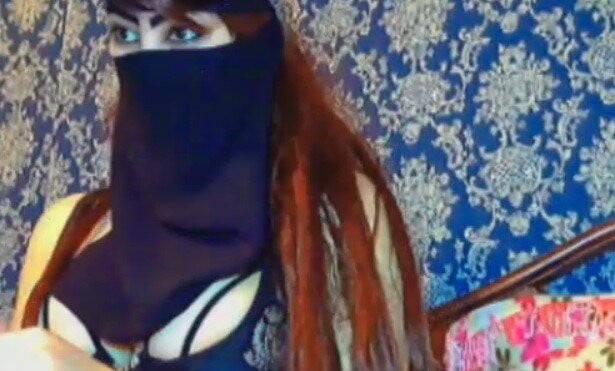 península árabe hijab niqab
 #96749223