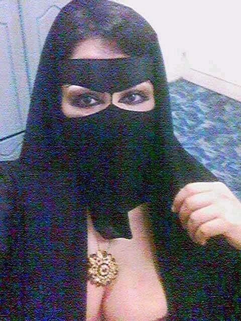 Penisola araba hijab niqab
 #96749285
