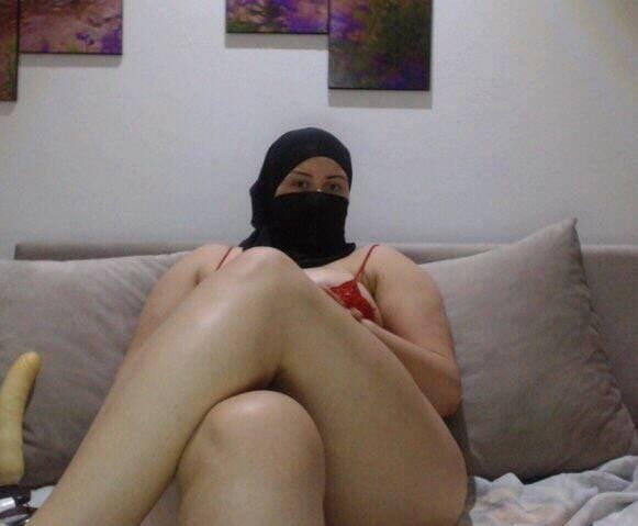 península árabe hijab niqab
 #96749291