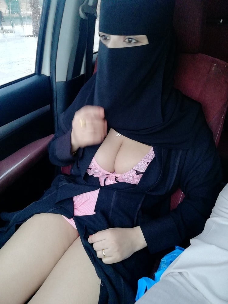 Penisola araba hijab niqab
 #96749363