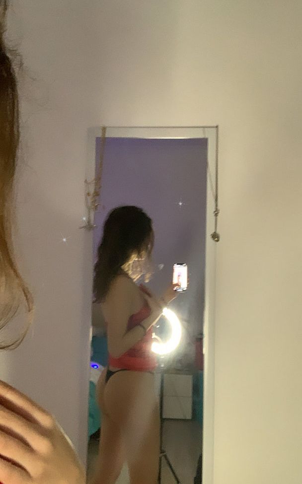 Nadiaalcs desnuda #108861337