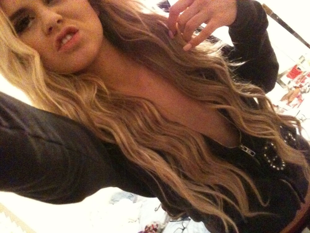 Rubia amateur 66
 #104455513