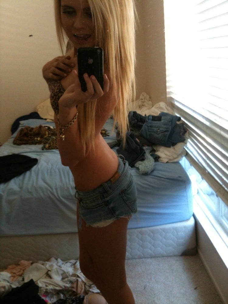 Rubia amateur 66
 #104455565