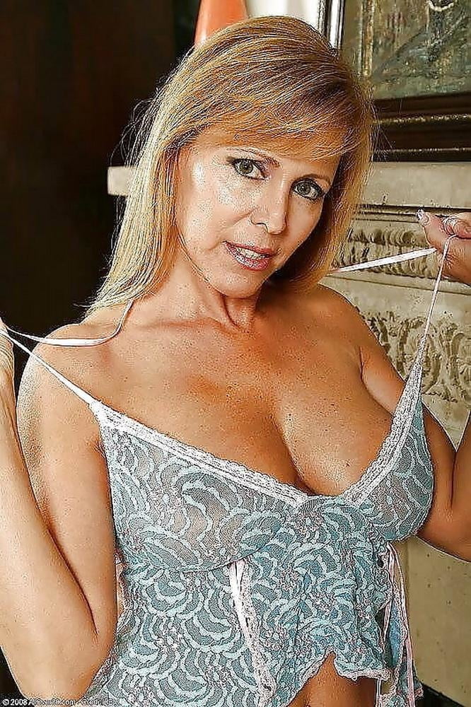From MILF to GILF with Matures in between 142 #106470165