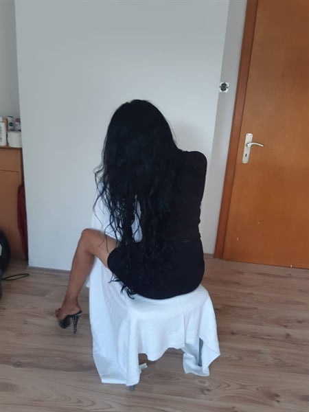Hure Denissa #81418785