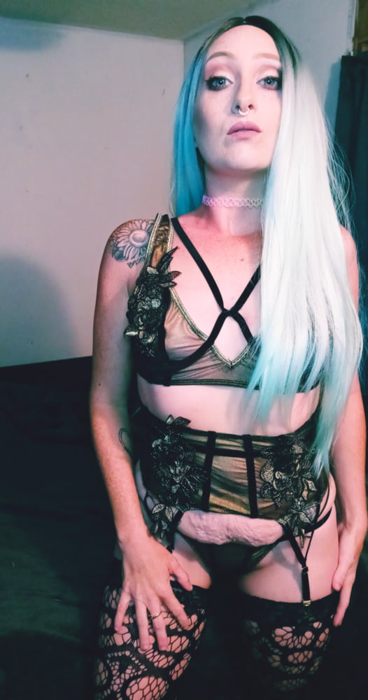 I got a tummy and i got a bum #106628248