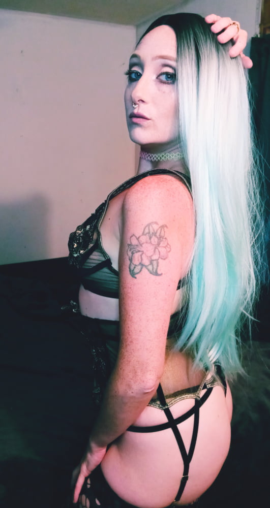 I got a tummy and i got a bum #106628250