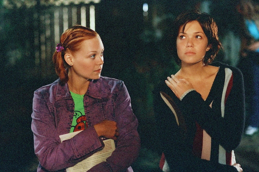 Mandy moore - "how to deal" stills (2003)
 #82009060