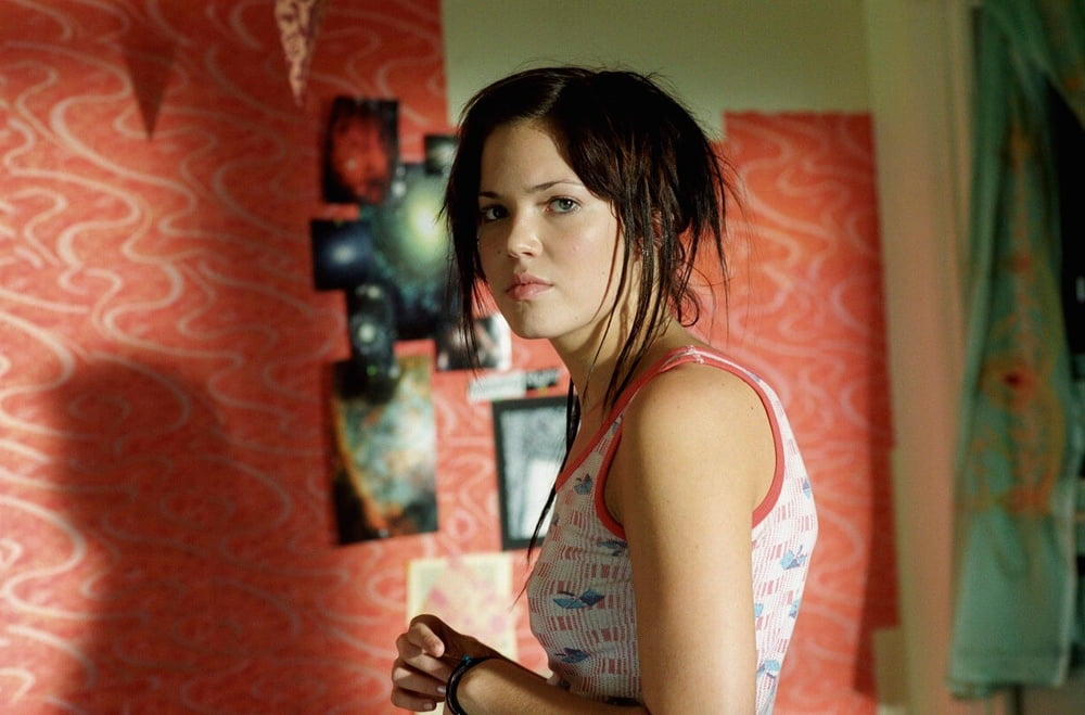 Mandy moore - "how to deal" stills (2003)
 #82009066