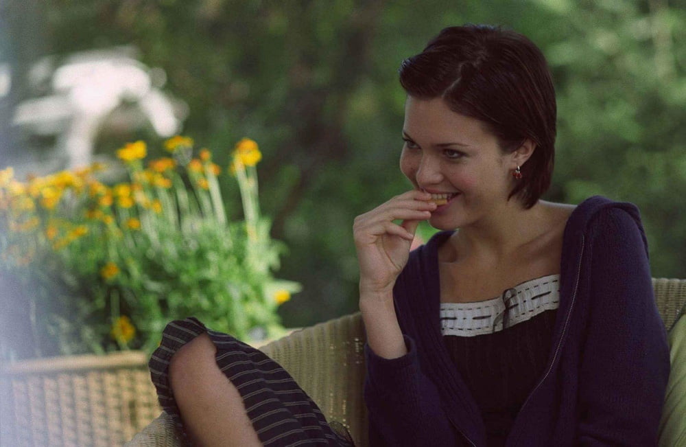 Mandy moore - "how to deal" stills (2003)
 #82009084