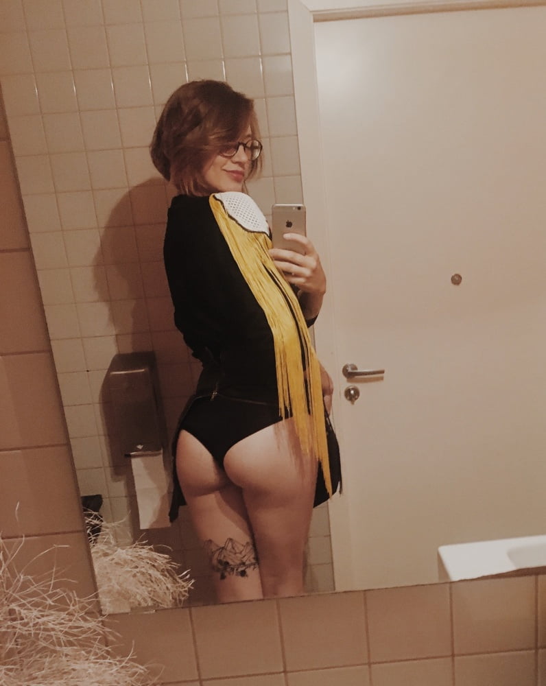 Cachonda cachonda 64
 #80741216