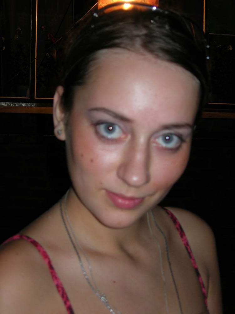 Ucraniana de ojos azules (foto privada)
 #91241218