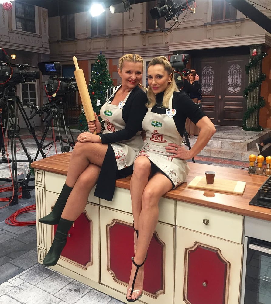 Madura snjezana mehun
 #93984394