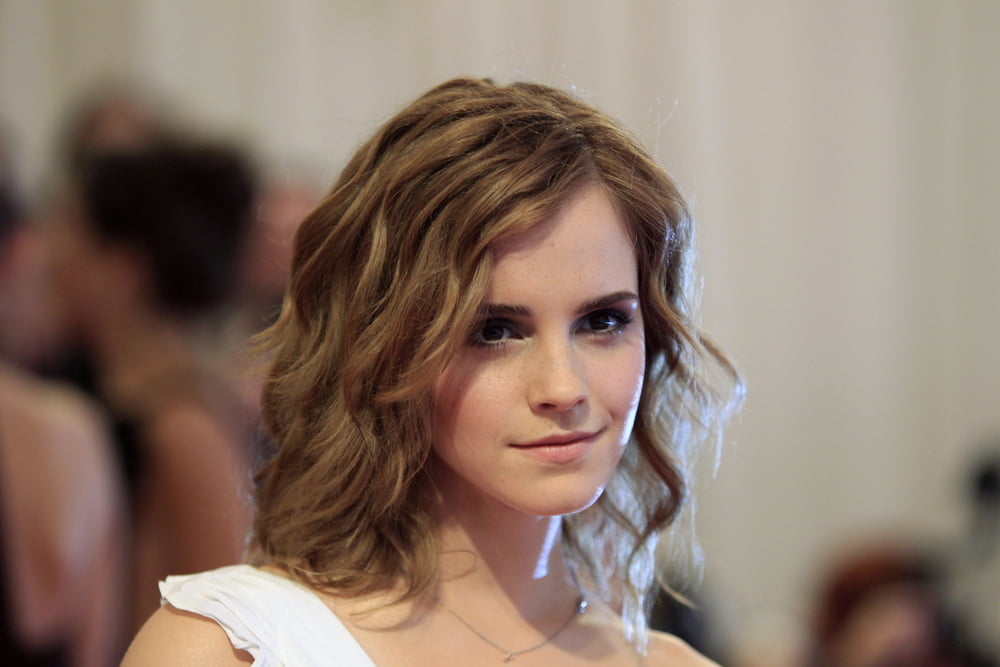 Emma watson
 #82165968