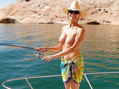 Nice 1546 (fishing) #105012606