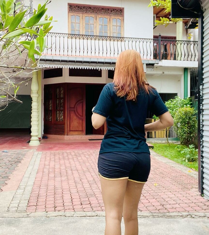 Piumi Hansamali desnuda #108238034