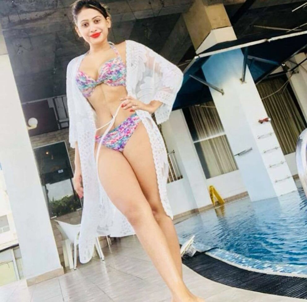 Piumi Hansamali desnuda #108238050