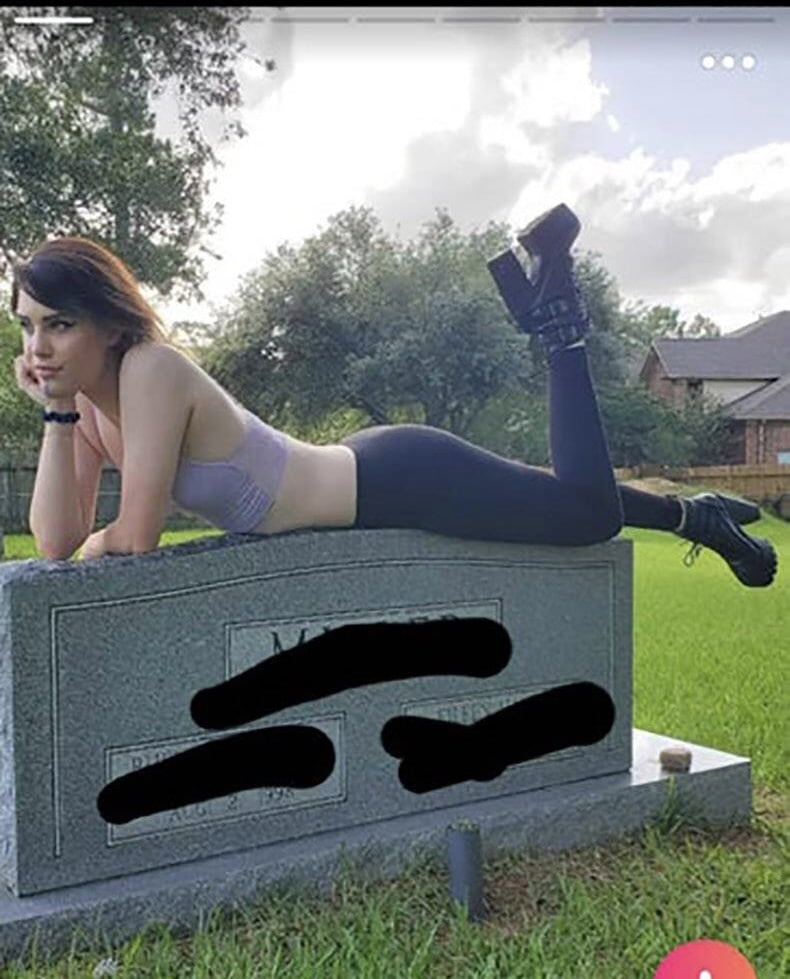 Nenas sexys (no desnudas)
 #98986867