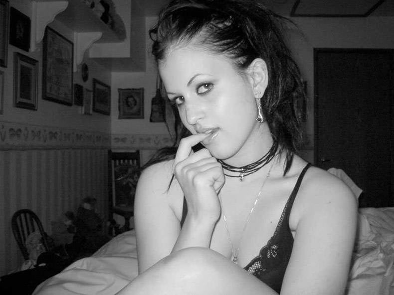 Nenas sexys (no desnudas)
 #98986958