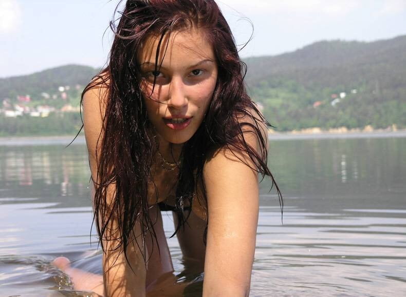 Nenas sexys (no desnudas)
 #98987157