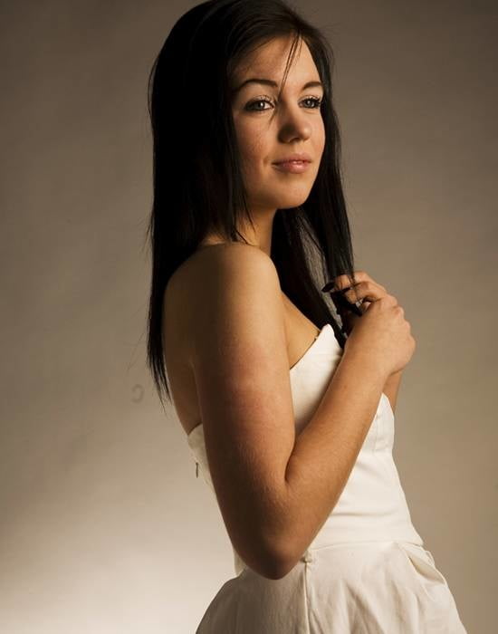 Nenas sexys (no desnudas)
 #98987296