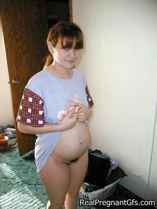 Schwangere Nacktbilder 3
 #87617122