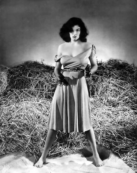 淫乱な女
 #91550950