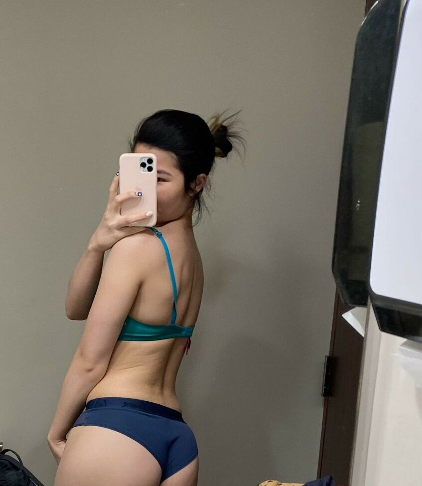 Oddeilem desnuda #108146977