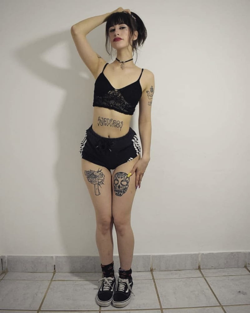 Chicas tatuadas 2 #90705970