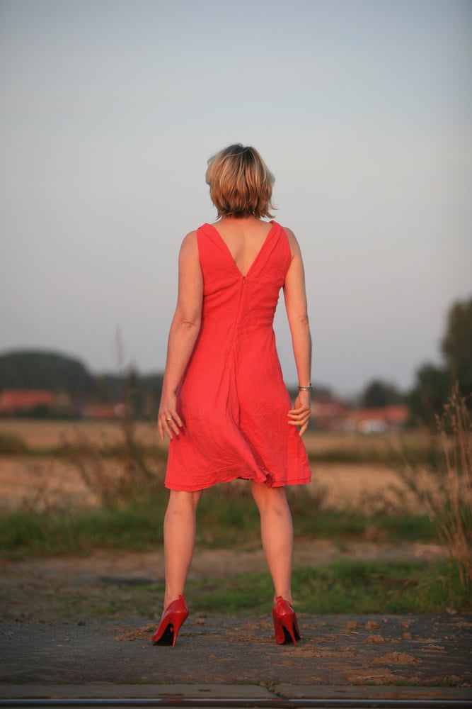 ELLE146 #90734672