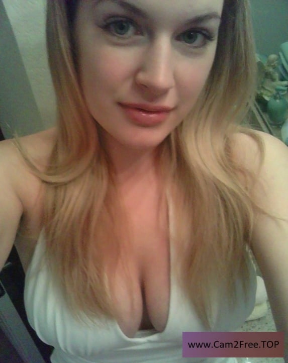 German Free Webcam Girl are online for cum you #93512477