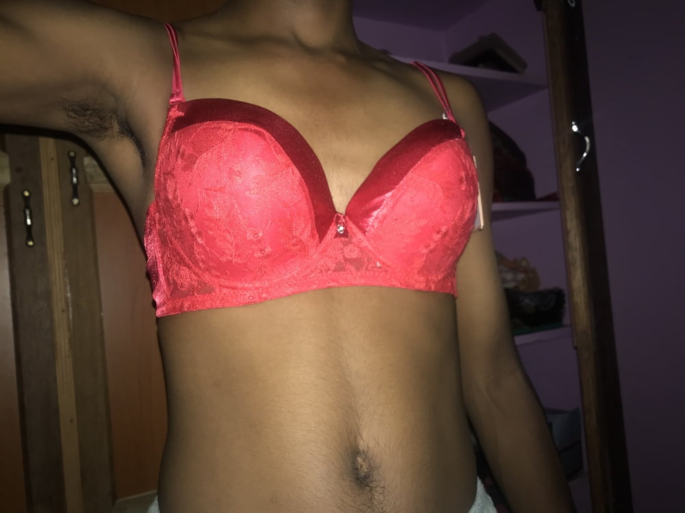 Reggiseno panti
 #94858876