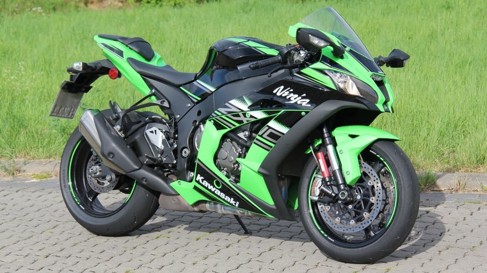 Máquinas calientes
 #90242442